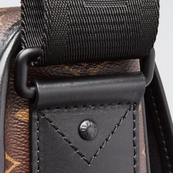 Louis Vuitton Monogram Canvas Archy GM Messenger Bag - Picture 5 of 12